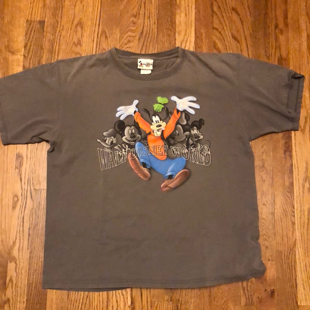 Vintage Walt Disney World T-shirt. Size XL men’s